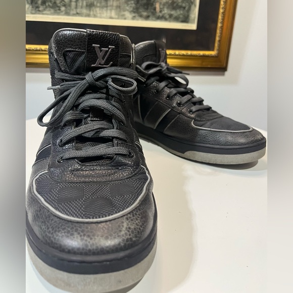 Men’s Pre-loved Louis Vuitton Ace Dalmier Luxury Hi-top Sneakers. 6.5 US - Picture 3 of 9